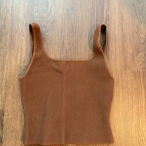 Aritzia Babaton Women's Sculpt Brown Ribbed Knit Top Sleeveless Size Large